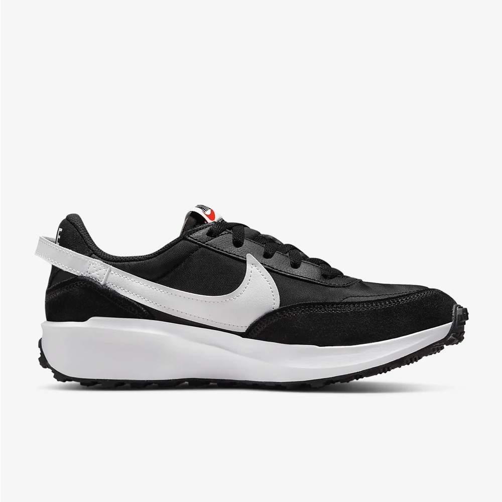 Nike Waffle Debut